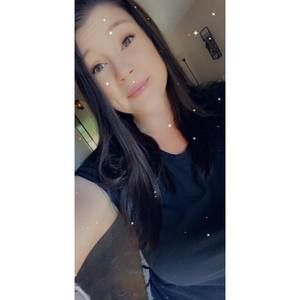 Meet your Posher, Caitlyn